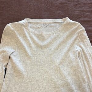 Outlaw Women's Long Sleeve Tee - Gray